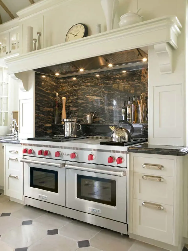 wolf-stove-kitchen