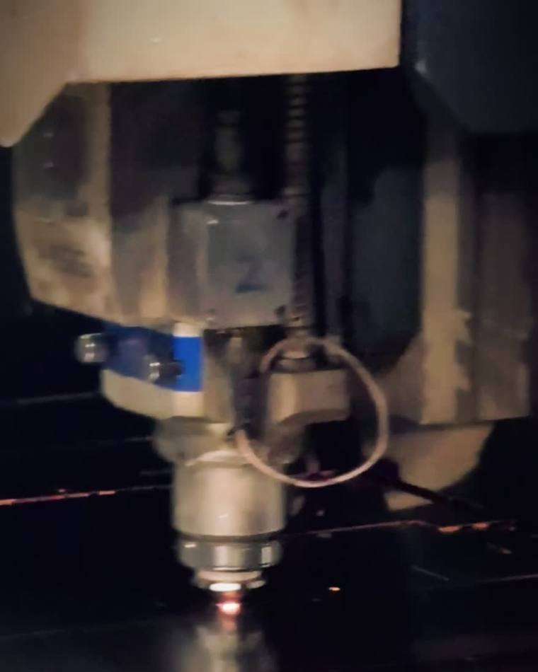 Laser cutting stainless steel at the Fadior factory